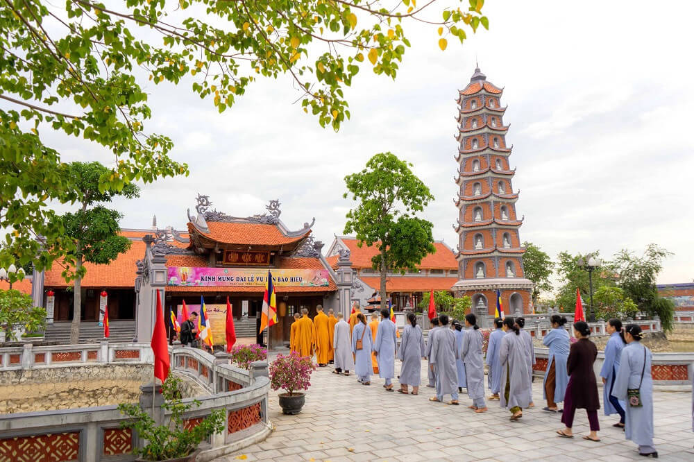 Tour du lịch hành hương